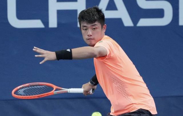 展现出强大 展现出强大