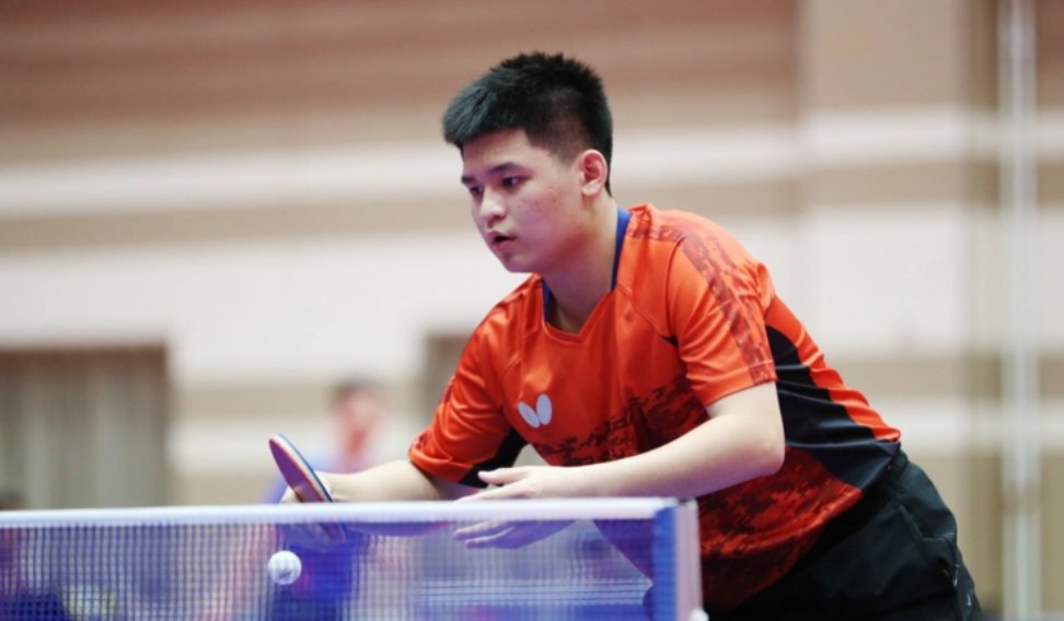 和内线硬拼 和内线硬拼