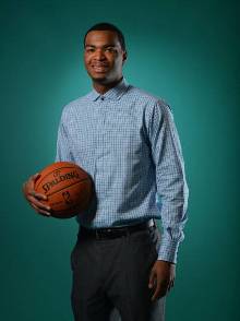 展现出了全 展现出了全